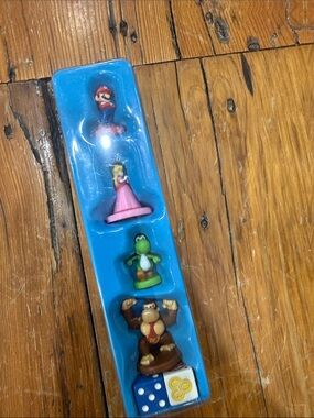 2017 Monopoly Mario Gamer Edition Nintendo Replacement Pieces Dice & Characters
